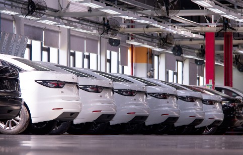 造车新势力淘汰周期延续 第二梯队存退圈风险