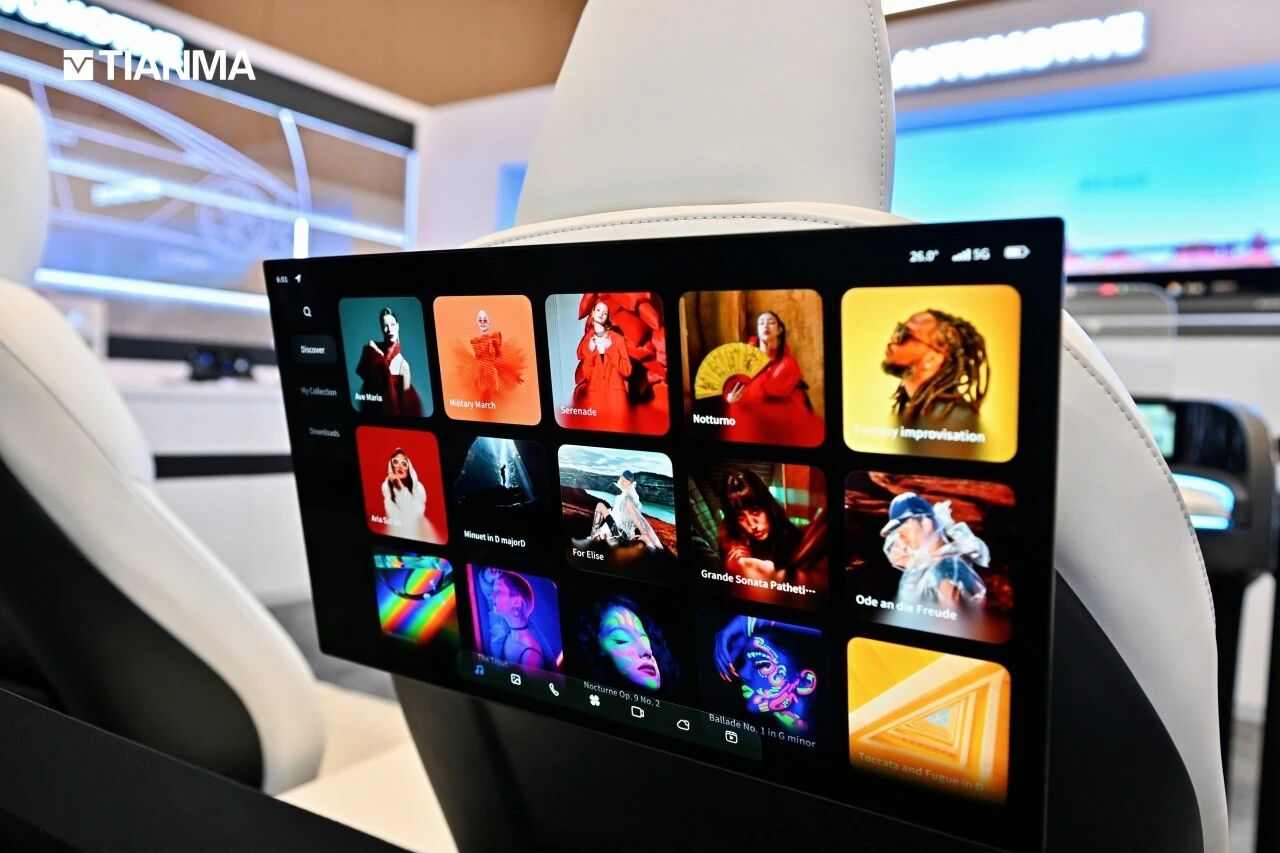 CES 2026：天马首发新一代智能座舱解决方案，挑战驾驶视觉极限