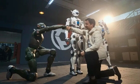 从 “造车” 到 “造人”：智驾供应商换道谋生？