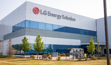 韩系电池巨头遭美国车企订单取消冲击 股价大幅下跌