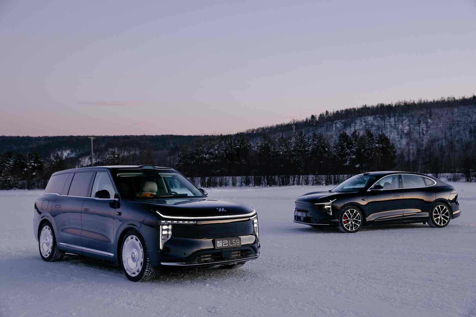 智己2025年销量狂飙8.1万台，12月首度全成本盈利