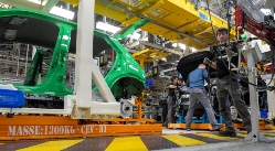 欧盟燃油车禁令放宽 内燃机技术仍受限