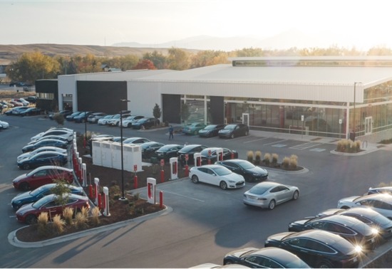 全球电动车充电桩爆发式增长，车网互联技术成未来关键！